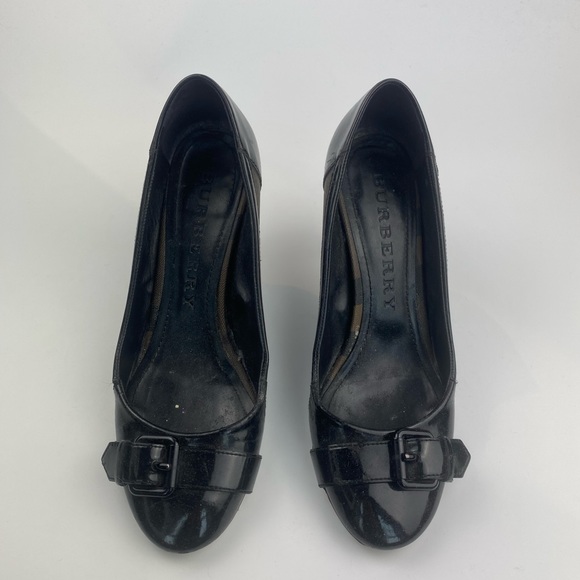 Burberry Brown Check Patent-Trim Buckle Pumps - Picture 2 of 7